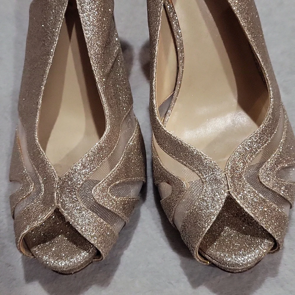 Lulu Townsend Elegant Glitter Slingback Heels - Picture 3 of 11